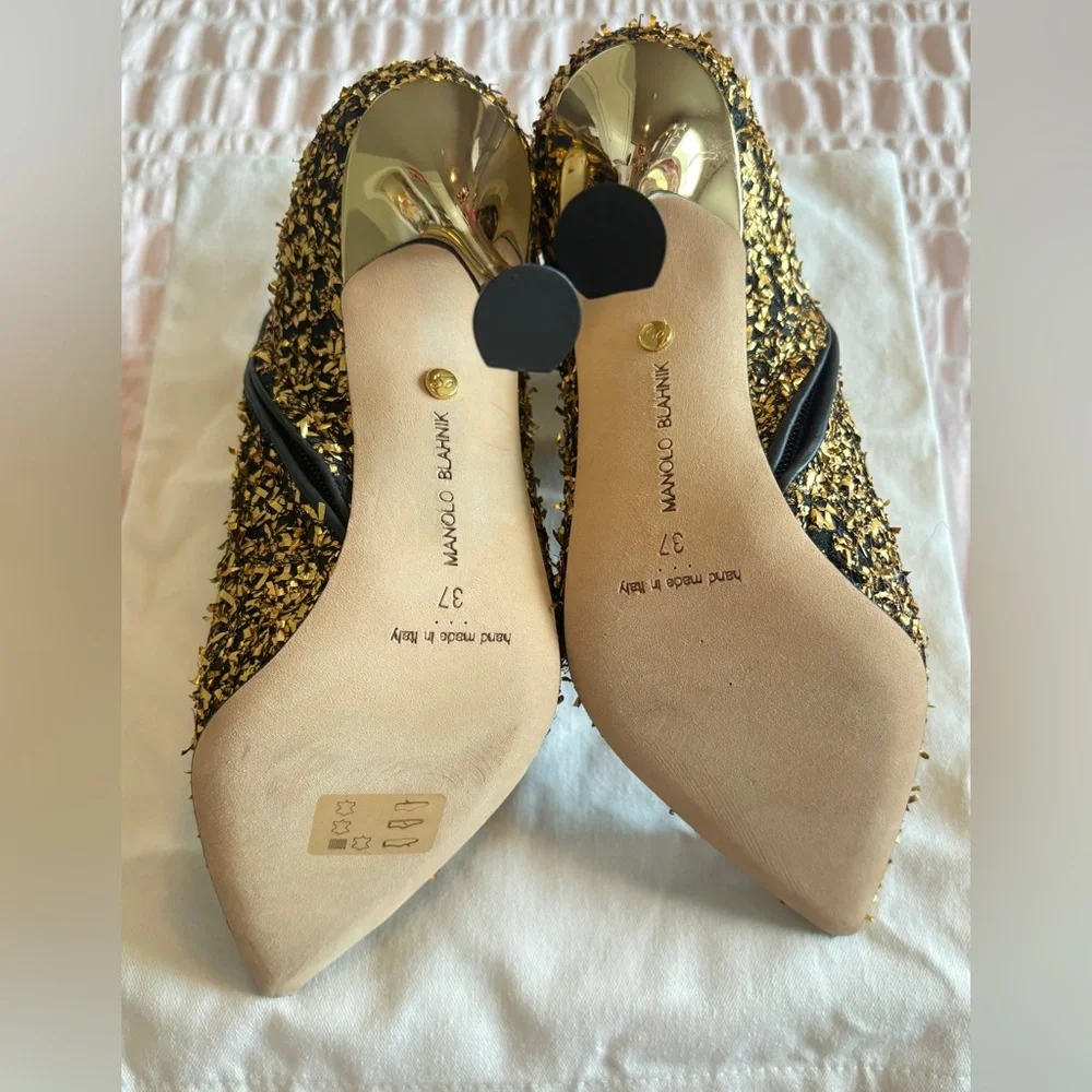 NWT • Manolo Blahnik • Pluta Pointed Toe Bootie • Black and Gold Tinsel • 37 EU - Picture 5 of 10